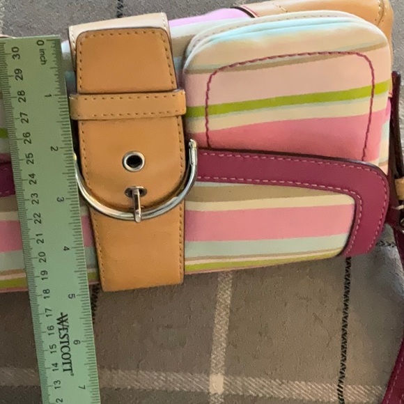 Beautiful coach bag great used condition FIRM - Picture 8 of 10